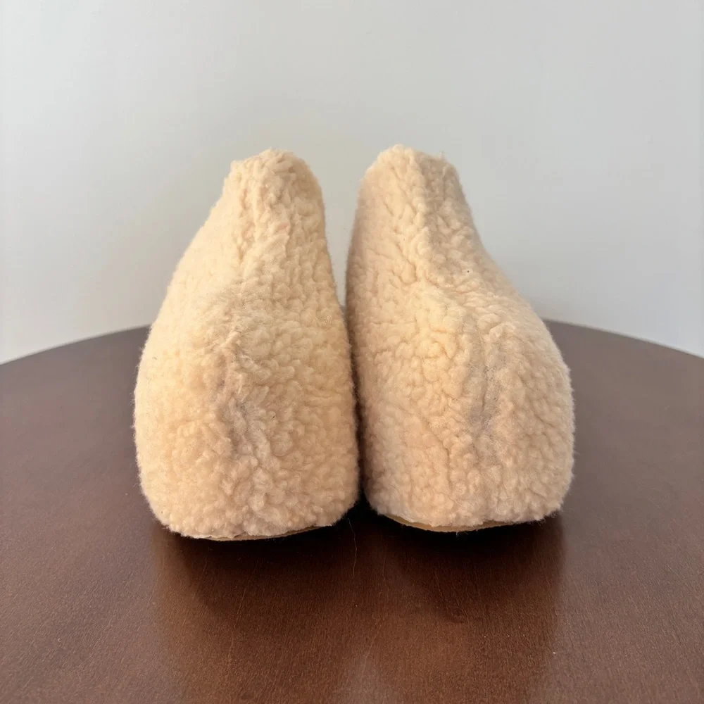 Azalea Wang cozy clogs
